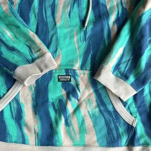 Adidas - Picture 3 of 6